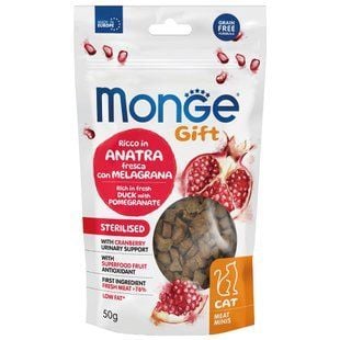 Ласощі для котів Monge Gift Sterilised 50 г - качка та гранат - masterzoo.ua