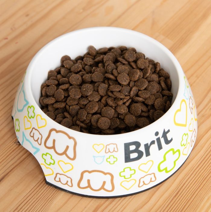 Сухий корм для котів Brit Premium by Nature Cat Sterilised 300 г - курка - masterzoo.ua