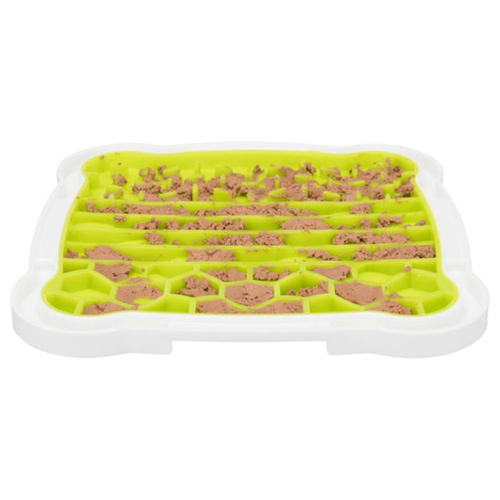 Миска-килимок Trixie Lick and Snack для повільного годування 20 х 20 см (салатовий) - cts - masterzoo.ua