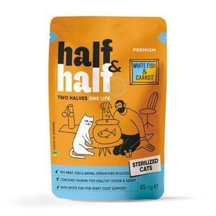 Влажный корм для кошек Half&Half Sterilized 85 г - белая рыба и морковь - masterzoo.ua