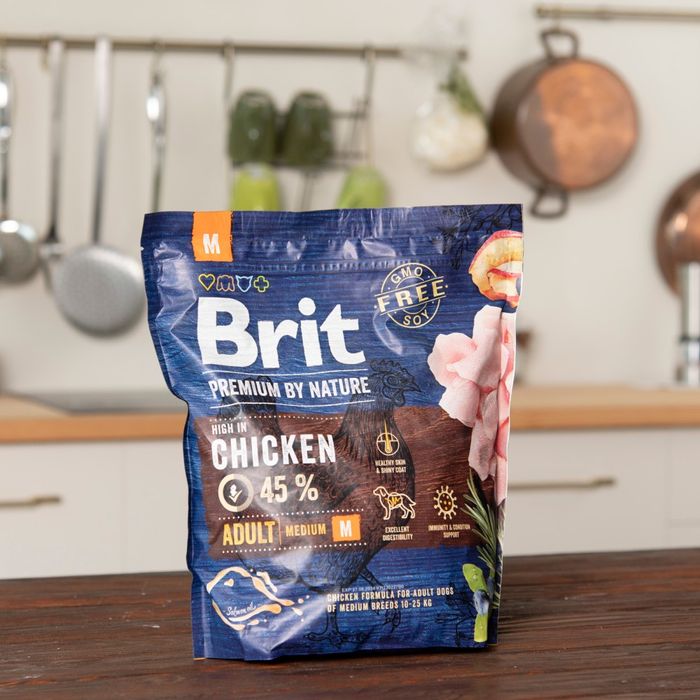 Сухой корм для собак Brit Premium Dog Adult M 1 кг - курица - masterzoo.ua